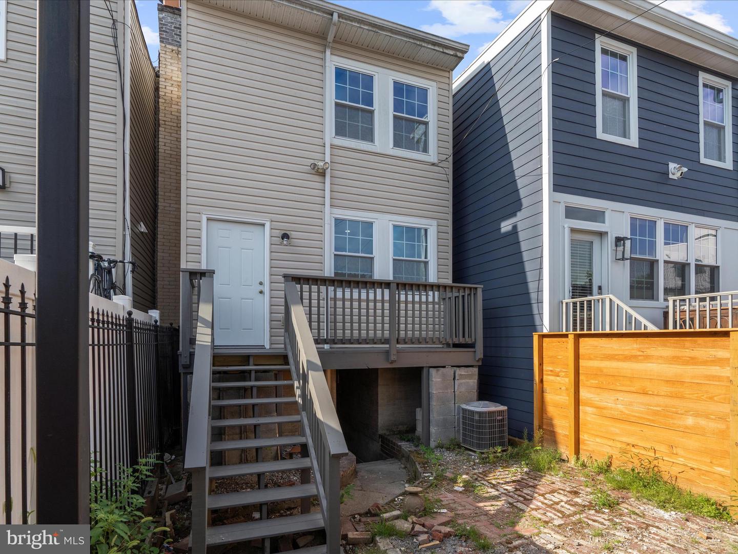 917 DECATUR ST NW, WASHINGTON, District Of Columbia 20011, 3 Bedrooms Bedrooms, ,2 BathroomsBathrooms,Residential,For sale,917 DECATUR ST NW,DCDC2209890 MLS # DCDC2209890