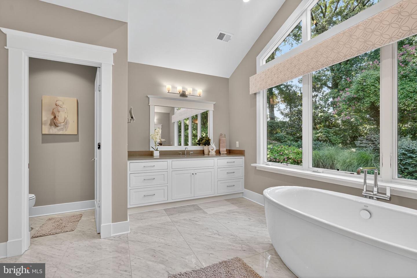 3400 MILITARY RD, ARLINGTON, Virginia 22207, 6 Bedrooms Bedrooms, ,6 BathroomsBathrooms,Residential,For sale,3400 MILITARY RD,VAAR2061122 MLS # VAAR2061122