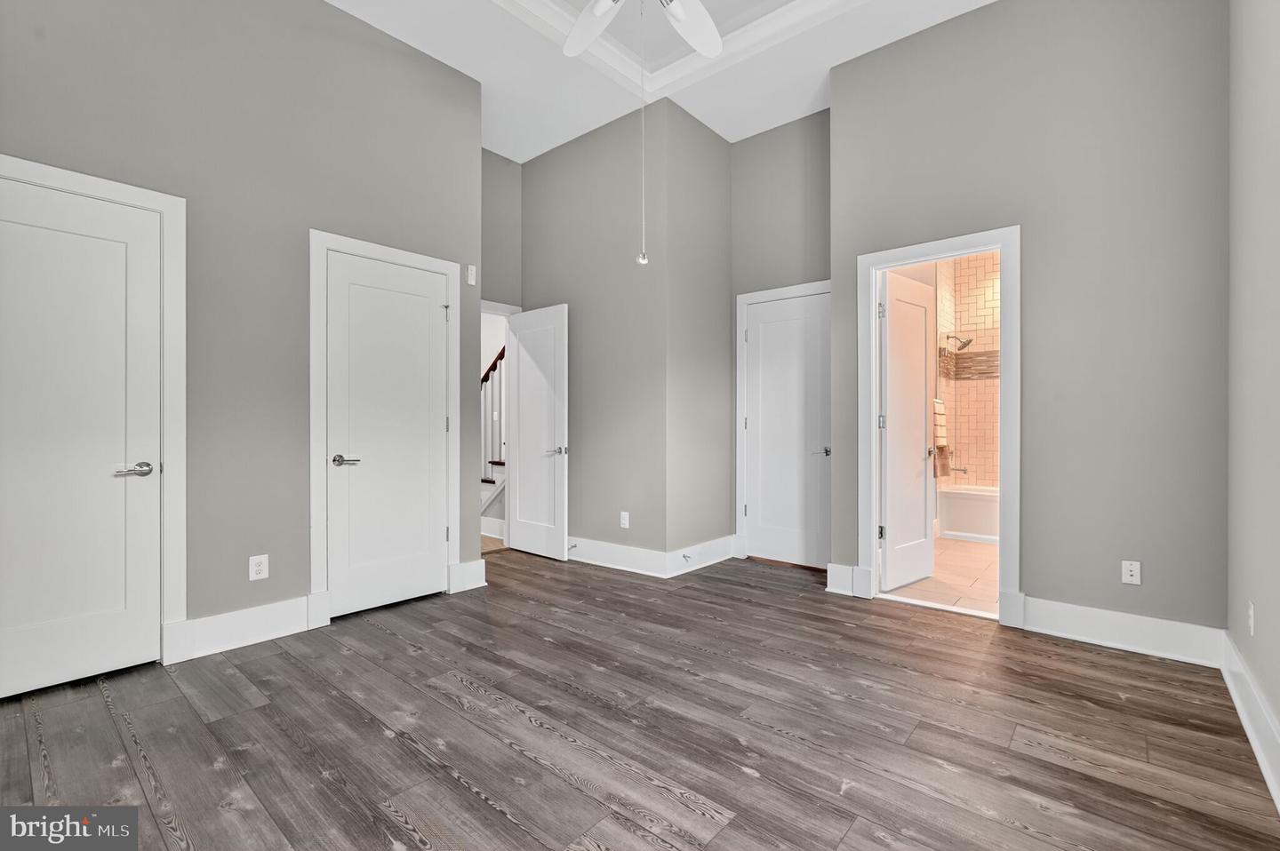 3400 MILITARY RD, ARLINGTON, Virginia 22207, 6 Bedrooms Bedrooms, ,6 BathroomsBathrooms,Residential,For sale,3400 MILITARY RD,VAAR2061122 MLS # VAAR2061122