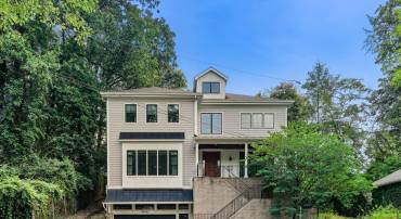 3400 MILITARY RD, ARLINGTON, Virginia 22207, 6 Bedrooms Bedrooms, ,6 BathroomsBathrooms,Residential,For sale,3400 MILITARY RD,VAAR2061122 MLS # VAAR2061122