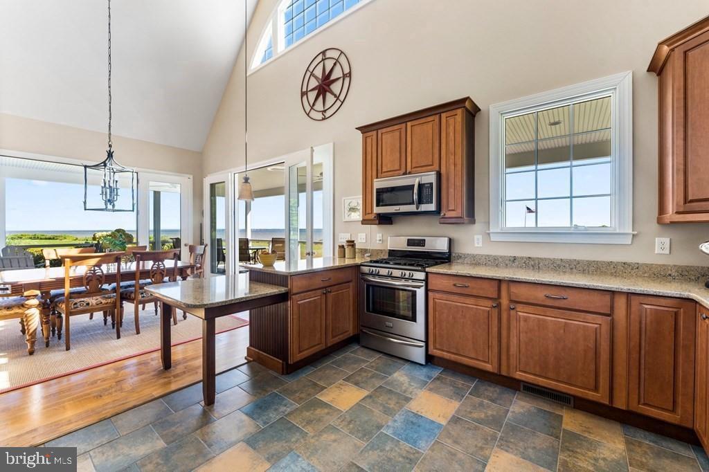 1207 SPENCES POINT RD, KINSALE, Virginia 22488, 3 Bedrooms Bedrooms, 7 Rooms Rooms,3 BathroomsBathrooms,Residential,For sale,1207 SPENCES POINT RD,VAWE2009558 MLS # VAWE2009558