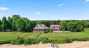 1207 SPENCES POINT RD, KINSALE, Virginia 22488, 3 Bedrooms Bedrooms, 7 Rooms Rooms,3 BathroomsBathrooms,Residential,For sale,1207 SPENCES POINT RD,VAWE2009558 MLS # VAWE2009558