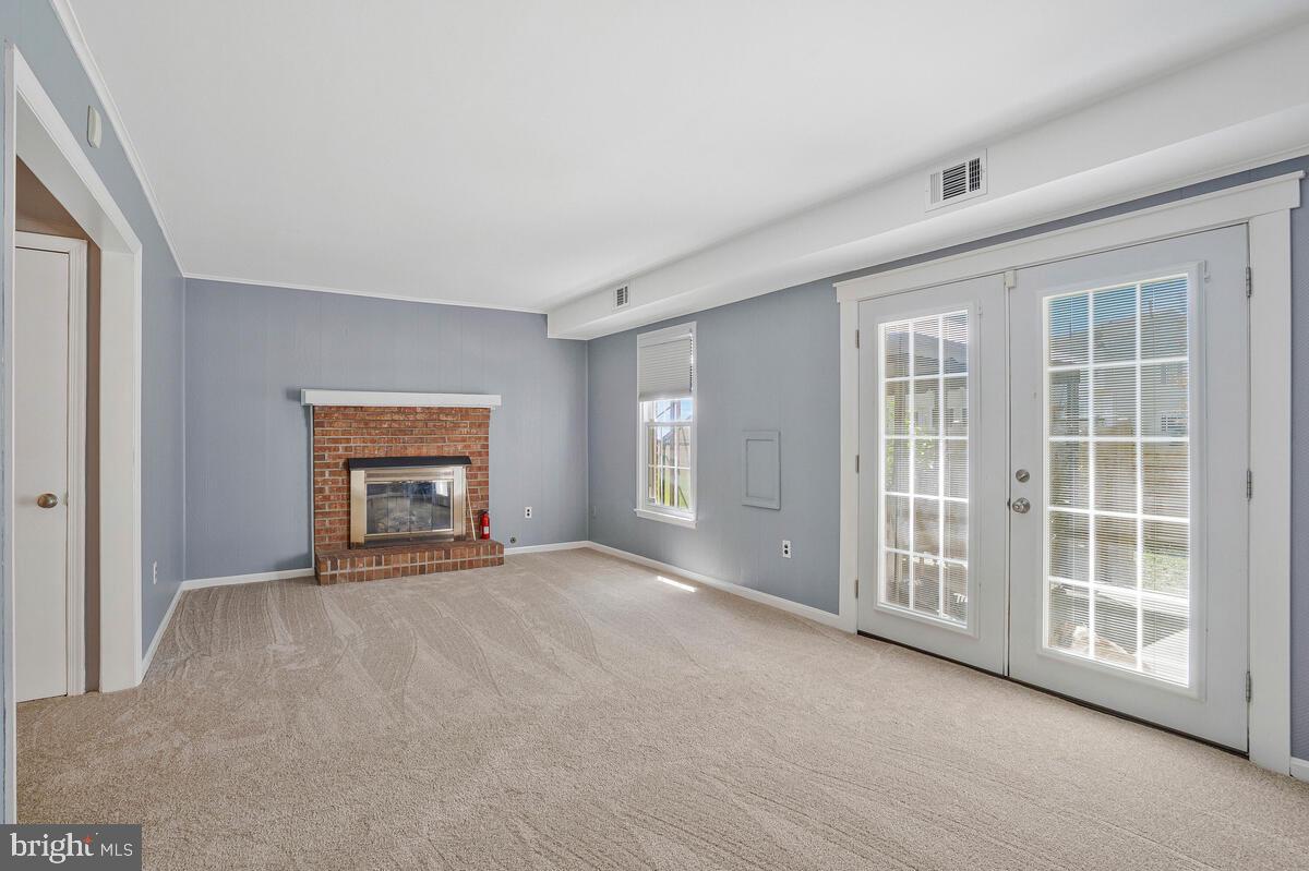 1223 FOX RUN PL, WOODBRIDGE, Virginia 22191, 3 Bedrooms Bedrooms, ,3 BathroomsBathrooms,Residential,For sale,1223 FOX RUN PL,VAPW2101578 MLS # VAPW2101578