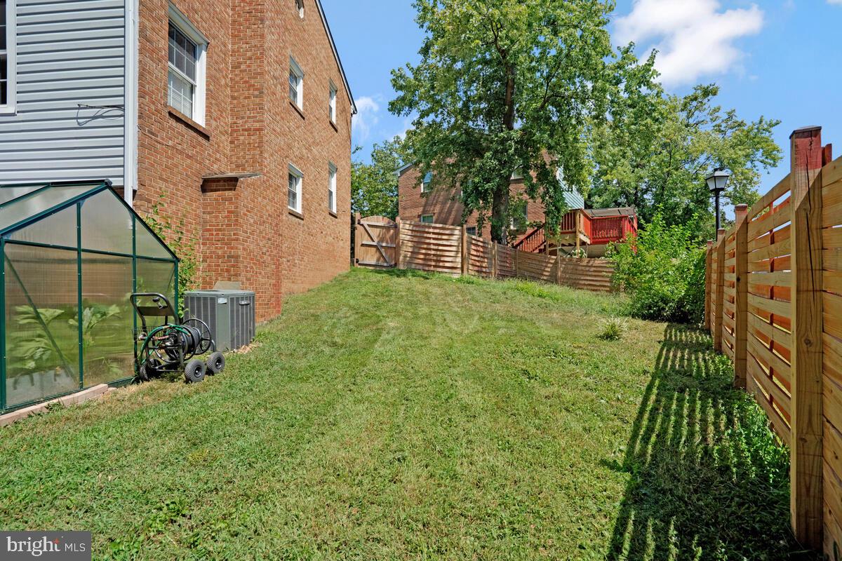 1223 FOX RUN PL, WOODBRIDGE, Virginia 22191, 3 Bedrooms Bedrooms, ,3 BathroomsBathrooms,Residential,For sale,1223 FOX RUN PL,VAPW2101578 MLS # VAPW2101578