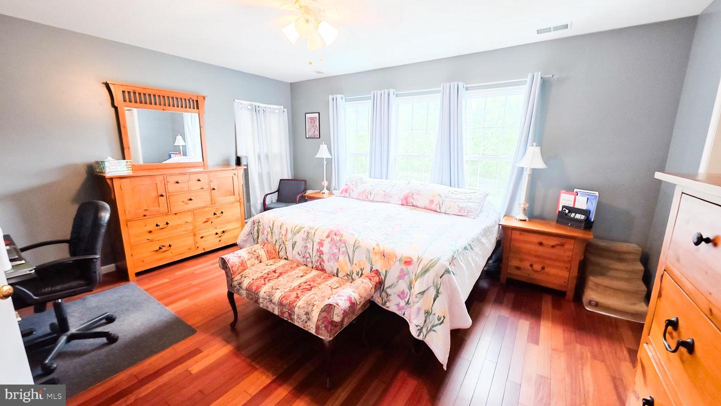 9311 COUGAR CT, MANASSAS PARK, Virginia 20111, 5 Bedrooms Bedrooms, ,3 BathroomsBathrooms,Residential,For sale,9311 COUGAR CT,VAMP2003246 MLS # VAMP2003246