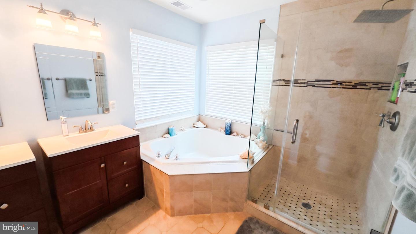 9311 COUGAR CT, MANASSAS PARK, Virginia 20111, 5 Bedrooms Bedrooms, ,3 BathroomsBathrooms,Residential,For sale,9311 COUGAR CT,VAMP2003246 MLS # VAMP2003246
