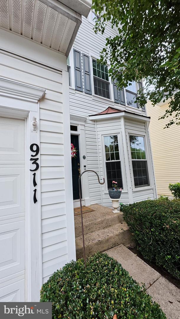 9311 COUGAR CT, MANASSAS PARK, Virginia 20111, 5 Bedrooms Bedrooms, ,3 BathroomsBathrooms,Residential,For sale,9311 COUGAR CT,VAMP2003246 MLS # VAMP2003246