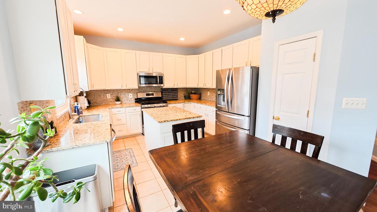 9311 COUGAR CT, MANASSAS PARK, Virginia 20111, 5 Bedrooms Bedrooms, ,3 BathroomsBathrooms,Residential,For sale,9311 COUGAR CT,VAMP2003246 MLS # VAMP2003246