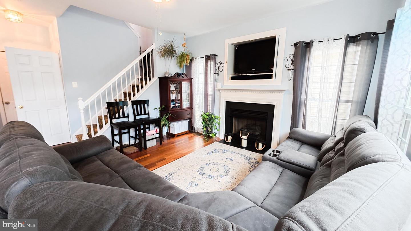9311 COUGAR CT, MANASSAS PARK, Virginia 20111, 5 Bedrooms Bedrooms, ,3 BathroomsBathrooms,Residential,For sale,9311 COUGAR CT,VAMP2003246 MLS # VAMP2003246