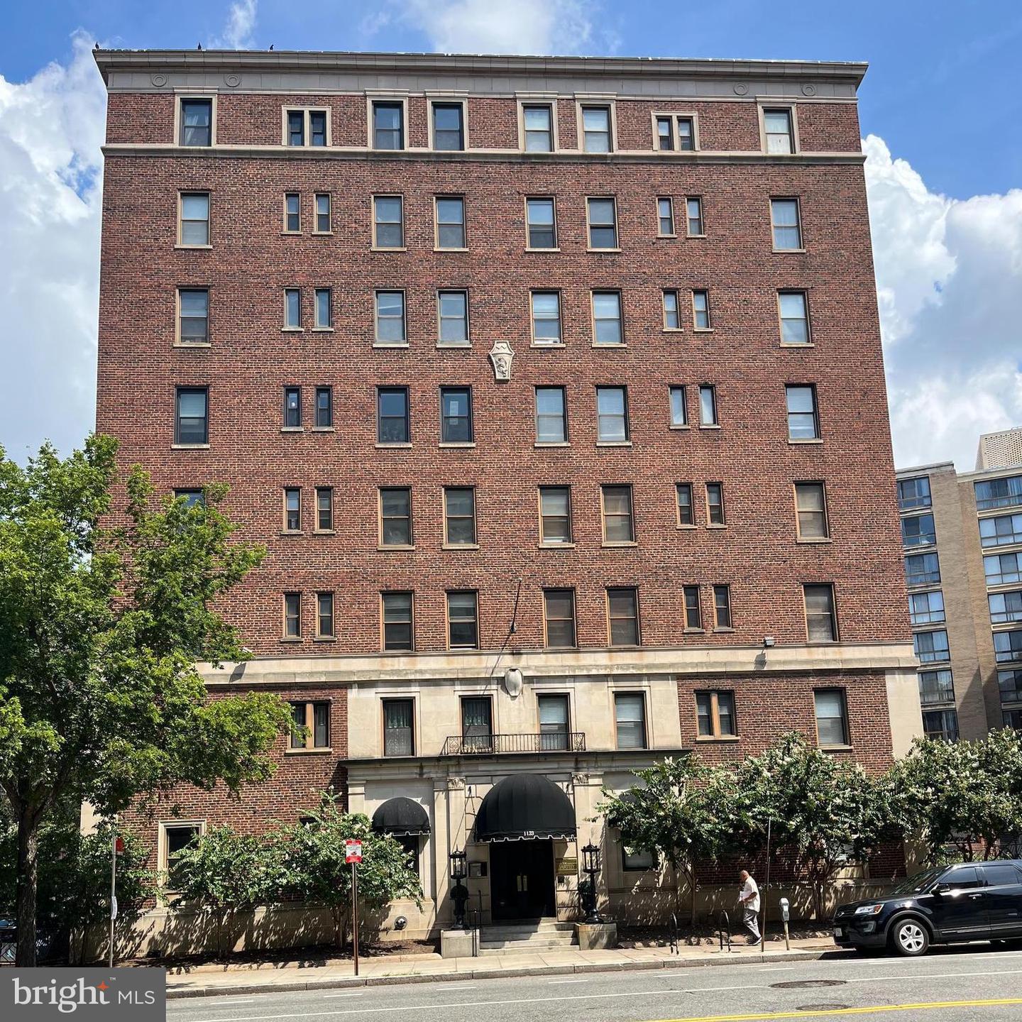 1133 13TH ST NW #402, WASHINGTON, District Of Columbia 20005, 1 Bedroom Bedrooms, ,1 BathroomBathrooms,Residential,For sale,1133 13TH ST NW #402,DCDC2215576 MLS # DCDC2215576