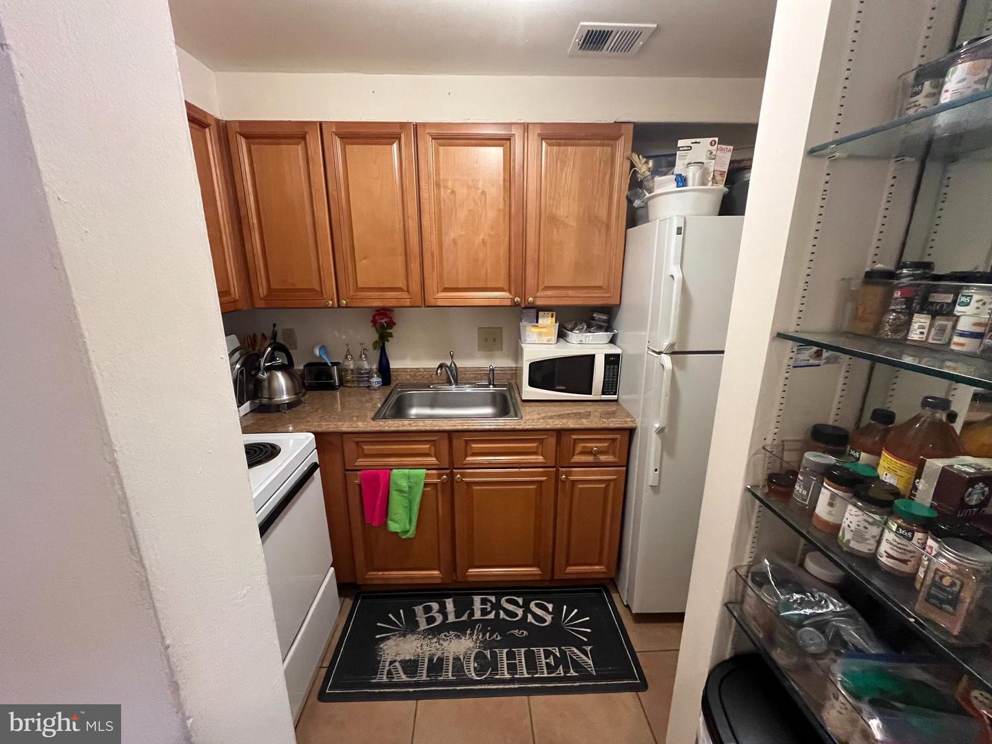 1133 13TH ST NW #402, WASHINGTON, District Of Columbia 20005, 1 Bedroom Bedrooms, ,1 BathroomBathrooms,Residential,For sale,1133 13TH ST NW #402,DCDC2215576 MLS # DCDC2215576