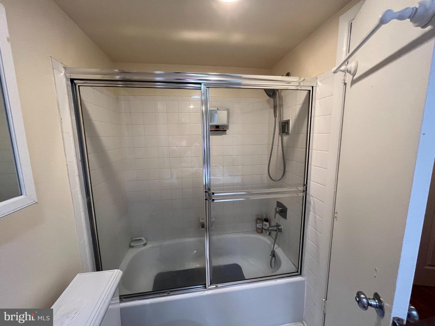 1133 13TH ST NW #402, WASHINGTON, District Of Columbia 20005, 1 Bedroom Bedrooms, ,1 BathroomBathrooms,Residential,For sale,1133 13TH ST NW #402,DCDC2215576 MLS # DCDC2215576