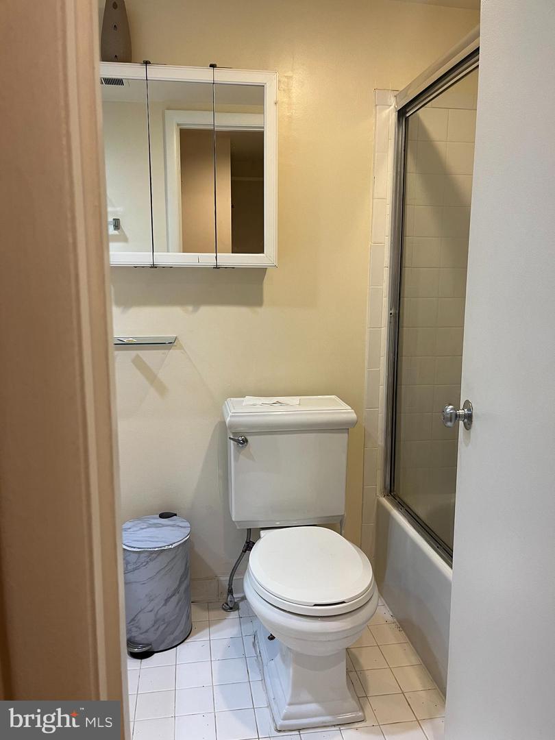1133 13TH ST NW #402, WASHINGTON, District Of Columbia 20005, 1 Bedroom Bedrooms, ,1 BathroomBathrooms,Residential,For sale,1133 13TH ST NW #402,DCDC2215576 MLS # DCDC2215576