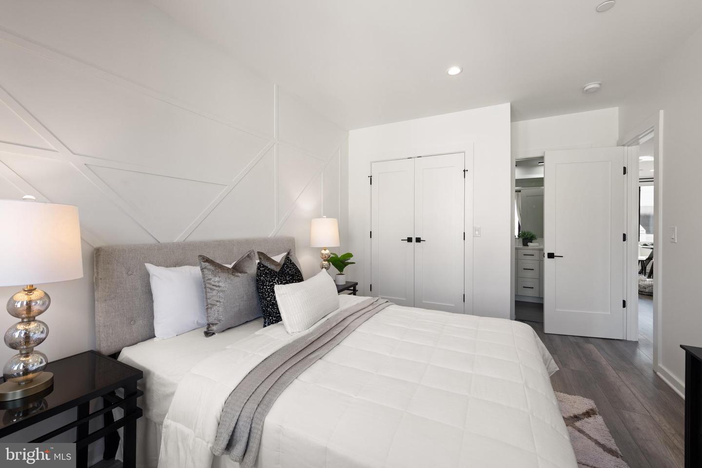 2612 UNIVERSITY PL NW #8, WASHINGTON, District Of Columbia 20009, 2 Bedrooms Bedrooms, ,2 BathroomsBathrooms,Residential,For sale,2612 UNIVERSITY PL NW #8,DCDC2215674 MLS # DCDC2215674
