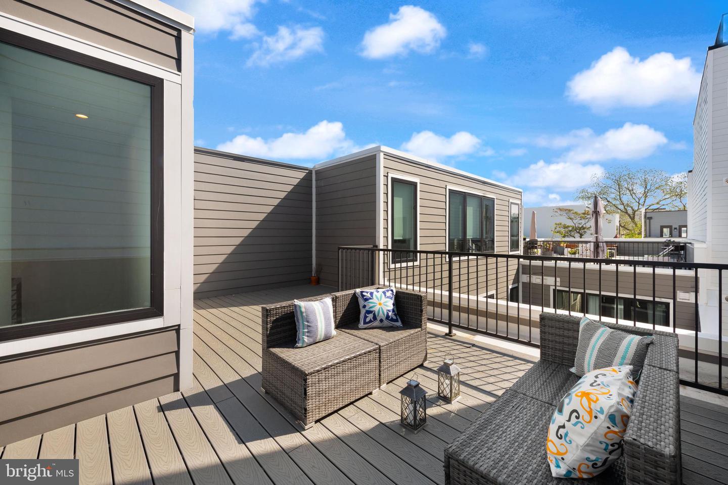 2612 UNIVERSITY PL NW #8, WASHINGTON, District Of Columbia 20009, 2 Bedrooms Bedrooms, ,2 BathroomsBathrooms,Residential,For sale,2612 UNIVERSITY PL NW #8,DCDC2215674 MLS # DCDC2215674