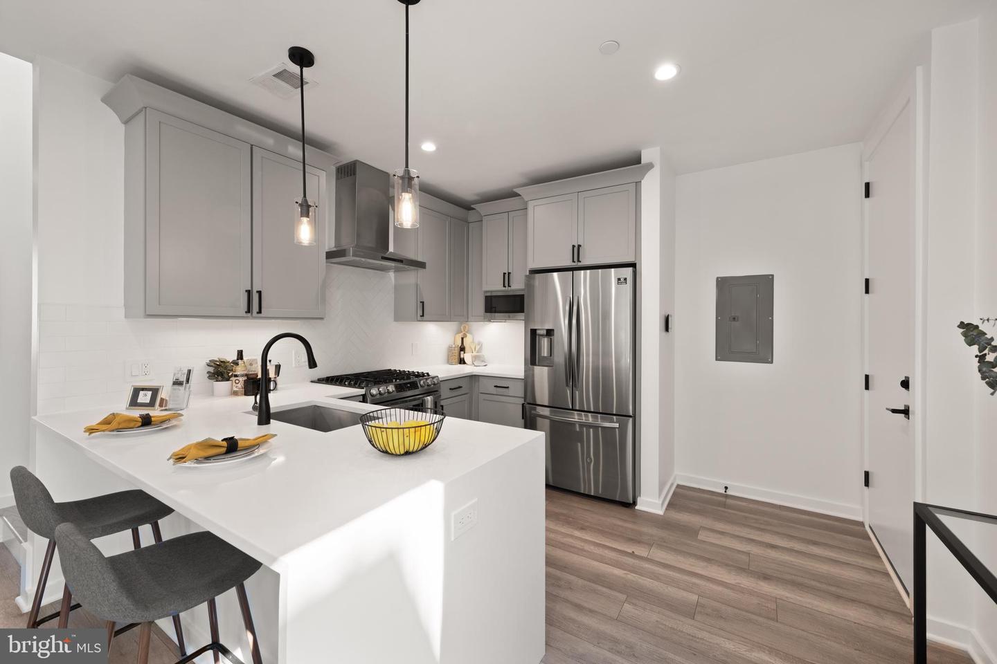 2612 UNIVERSITY PL NW #8, WASHINGTON, District Of Columbia 20009, 2 Bedrooms Bedrooms, ,2 BathroomsBathrooms,Residential,For sale,2612 UNIVERSITY PL NW #8,DCDC2215674 MLS # DCDC2215674