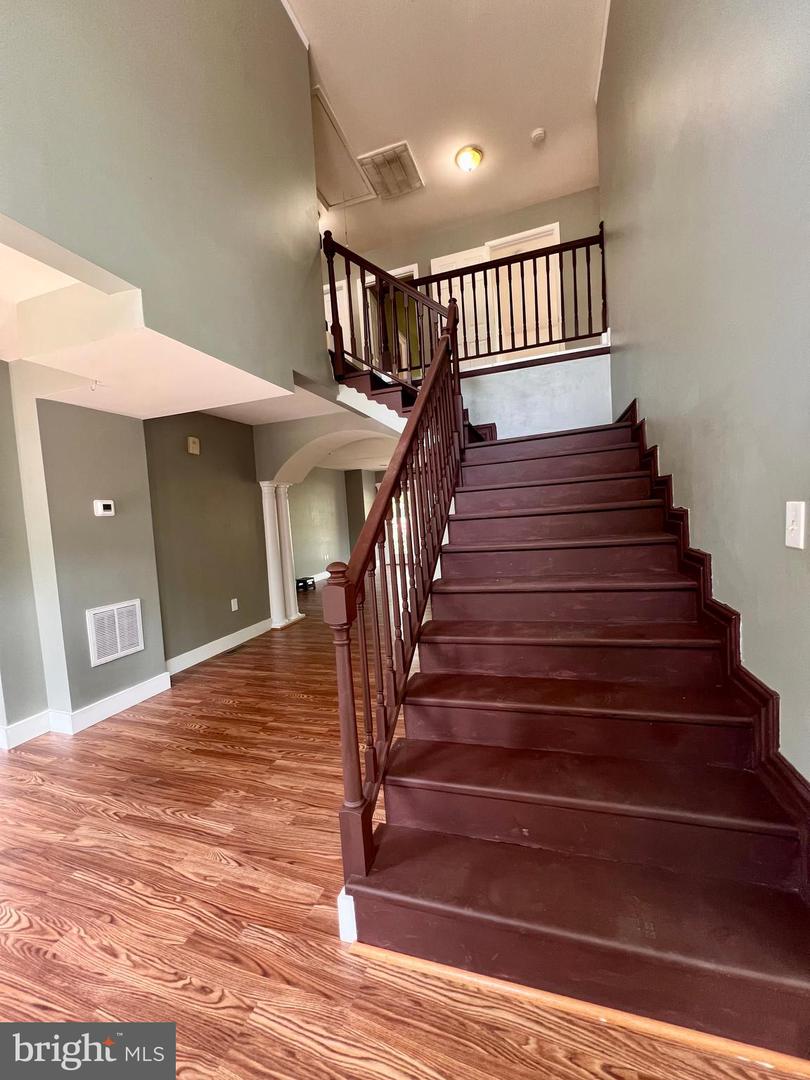 1501 DEVILS REACH RD, WOODBRIDGE, Virginia 22191, 6 Bedrooms Bedrooms, ,4 BathroomsBathrooms,Residential,For sale,1501 DEVILS REACH RD,VAPW2101818 MLS # VAPW2101818