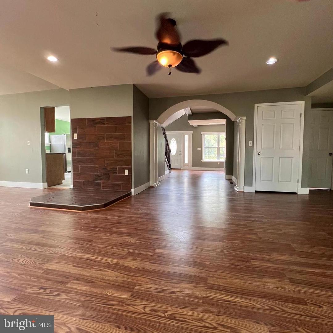 1501 DEVILS REACH RD, WOODBRIDGE, Virginia 22191, 6 Bedrooms Bedrooms, ,4 BathroomsBathrooms,Residential,For sale,1501 DEVILS REACH RD,VAPW2101818 MLS # VAPW2101818