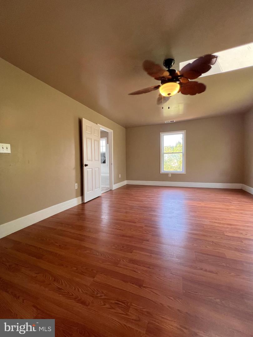 1501 DEVILS REACH RD, WOODBRIDGE, Virginia 22191, 6 Bedrooms Bedrooms, ,4 BathroomsBathrooms,Residential,For sale,1501 DEVILS REACH RD,VAPW2101818 MLS # VAPW2101818