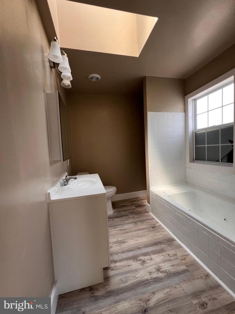 1501 DEVILS REACH RD, WOODBRIDGE, Virginia 22191, 6 Bedrooms Bedrooms, ,4 BathroomsBathrooms,Residential,For sale,1501 DEVILS REACH RD,VAPW2101818 MLS # VAPW2101818