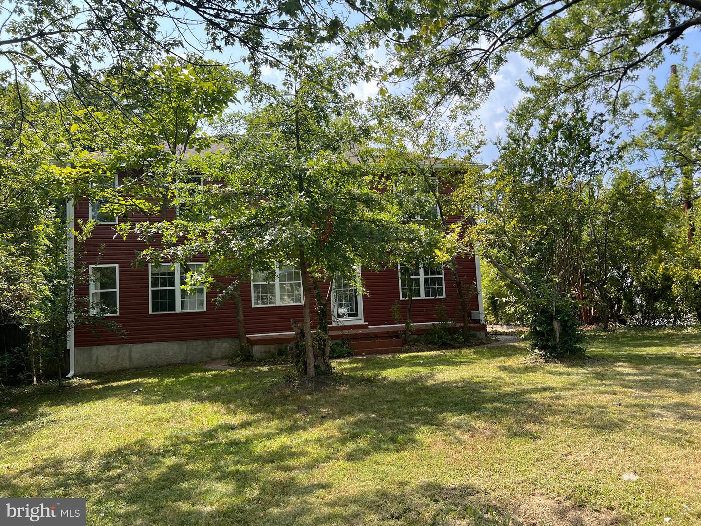 1501 DEVILS REACH RD, WOODBRIDGE, Virginia 22191, 6 Bedrooms Bedrooms, ,4 BathroomsBathrooms,Residential,For sale,1501 DEVILS REACH RD,VAPW2101818 MLS # VAPW2101818