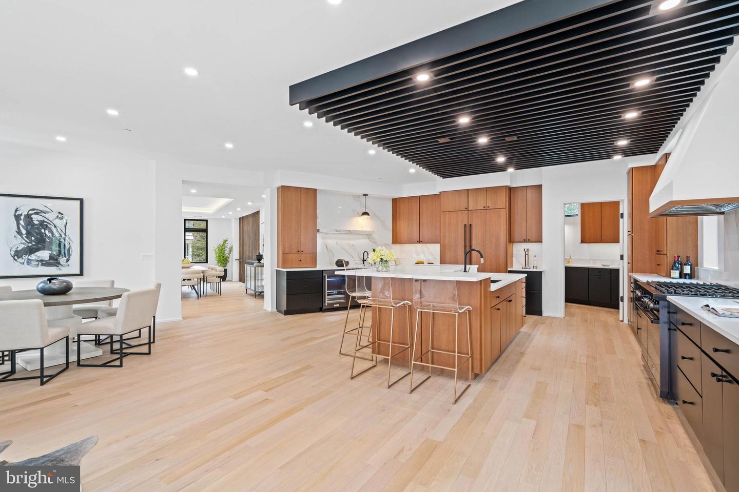 5244 WATSON ST NW, WASHINGTON, District Of Columbia 20016, 5 Bedrooms Bedrooms, ,5 BathroomsBathrooms,Residential,For sale,5244 WATSON ST NW,DCDC2215976 MLS # DCDC2215976