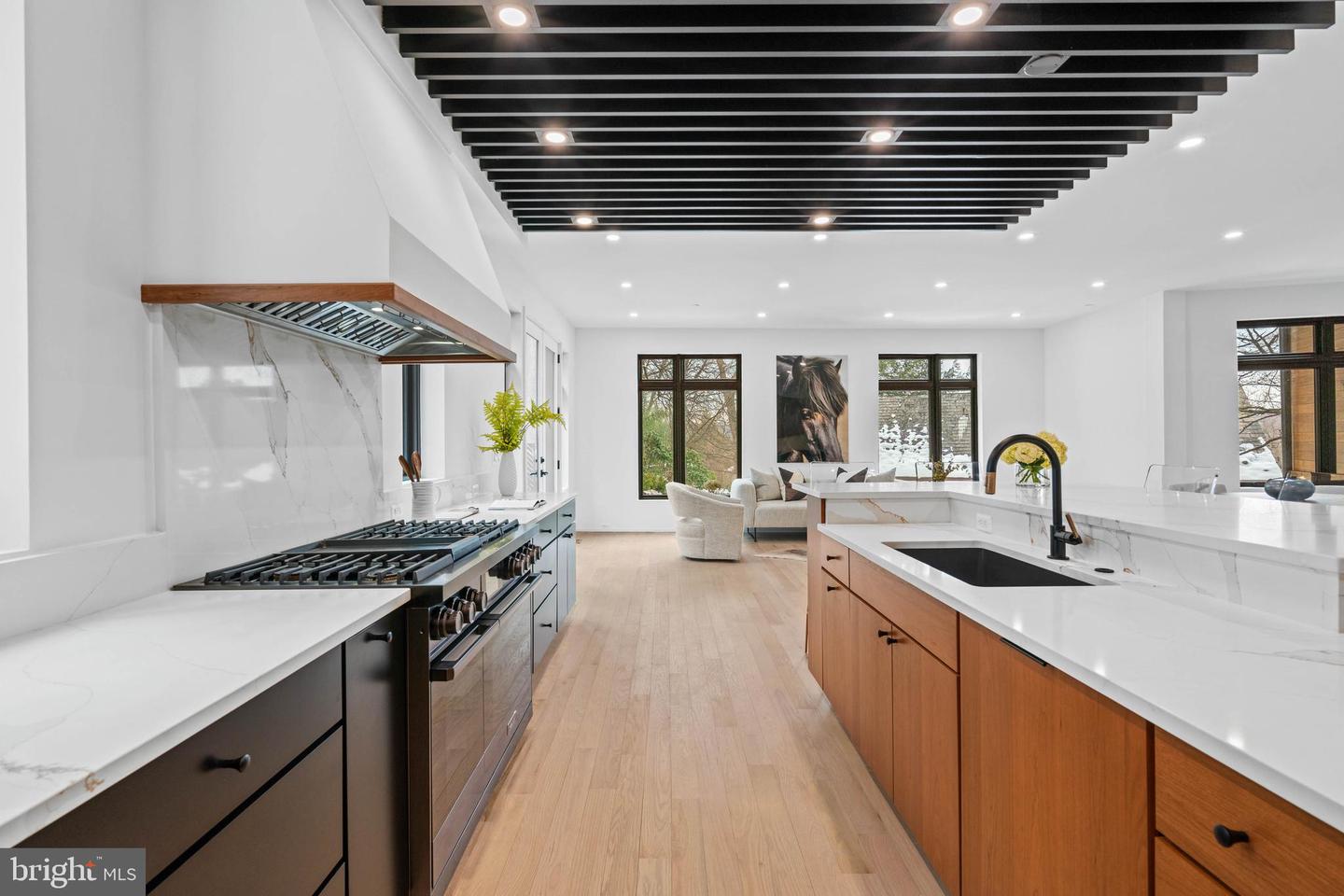 5244 WATSON ST NW, WASHINGTON, District Of Columbia 20016, 5 Bedrooms Bedrooms, ,5 BathroomsBathrooms,Residential,For sale,5244 WATSON ST NW,DCDC2215976 MLS # DCDC2215976