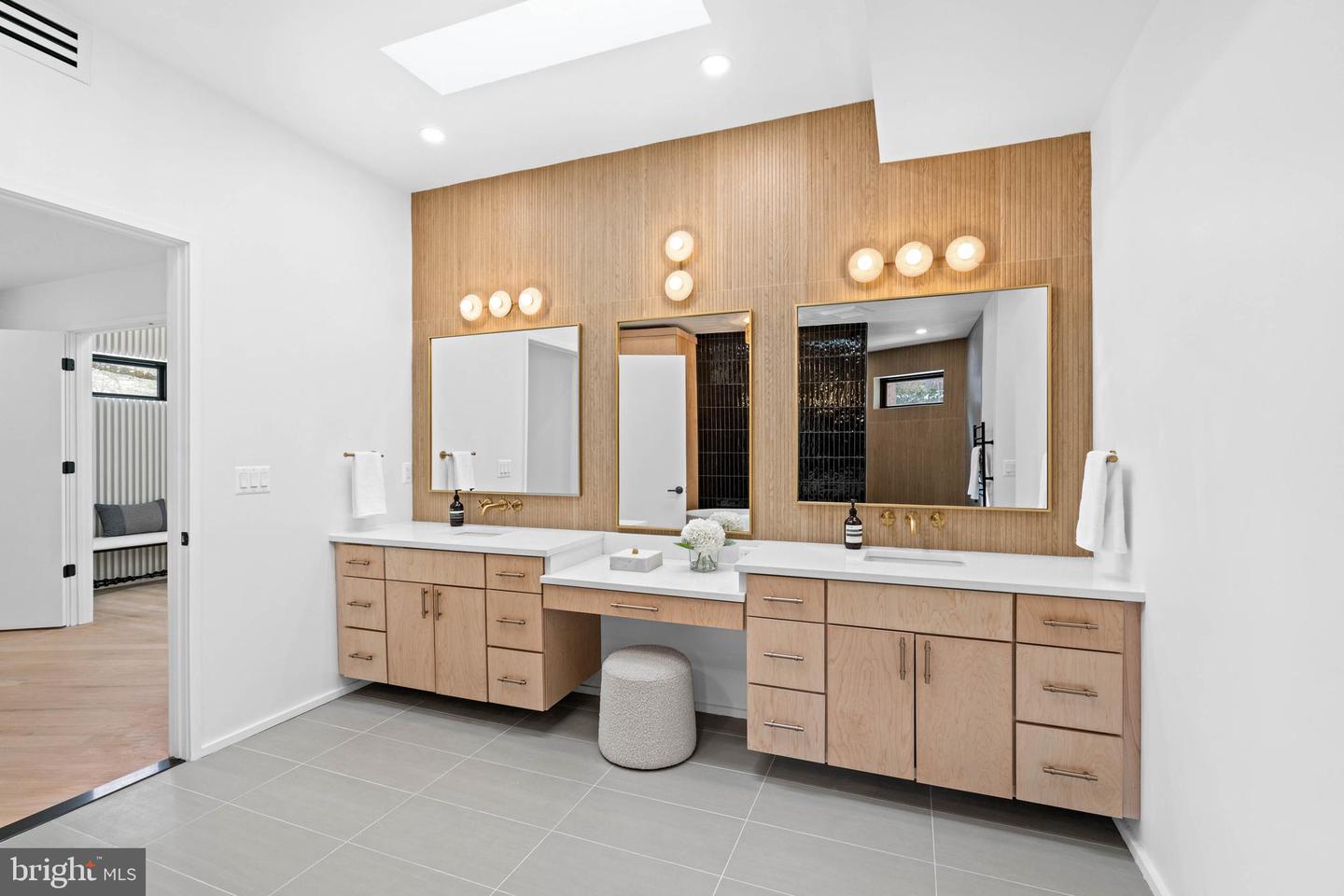 5244 WATSON ST NW, WASHINGTON, District Of Columbia 20016, 5 Bedrooms Bedrooms, ,5 BathroomsBathrooms,Residential,For sale,5244 WATSON ST NW,DCDC2215976 MLS # DCDC2215976