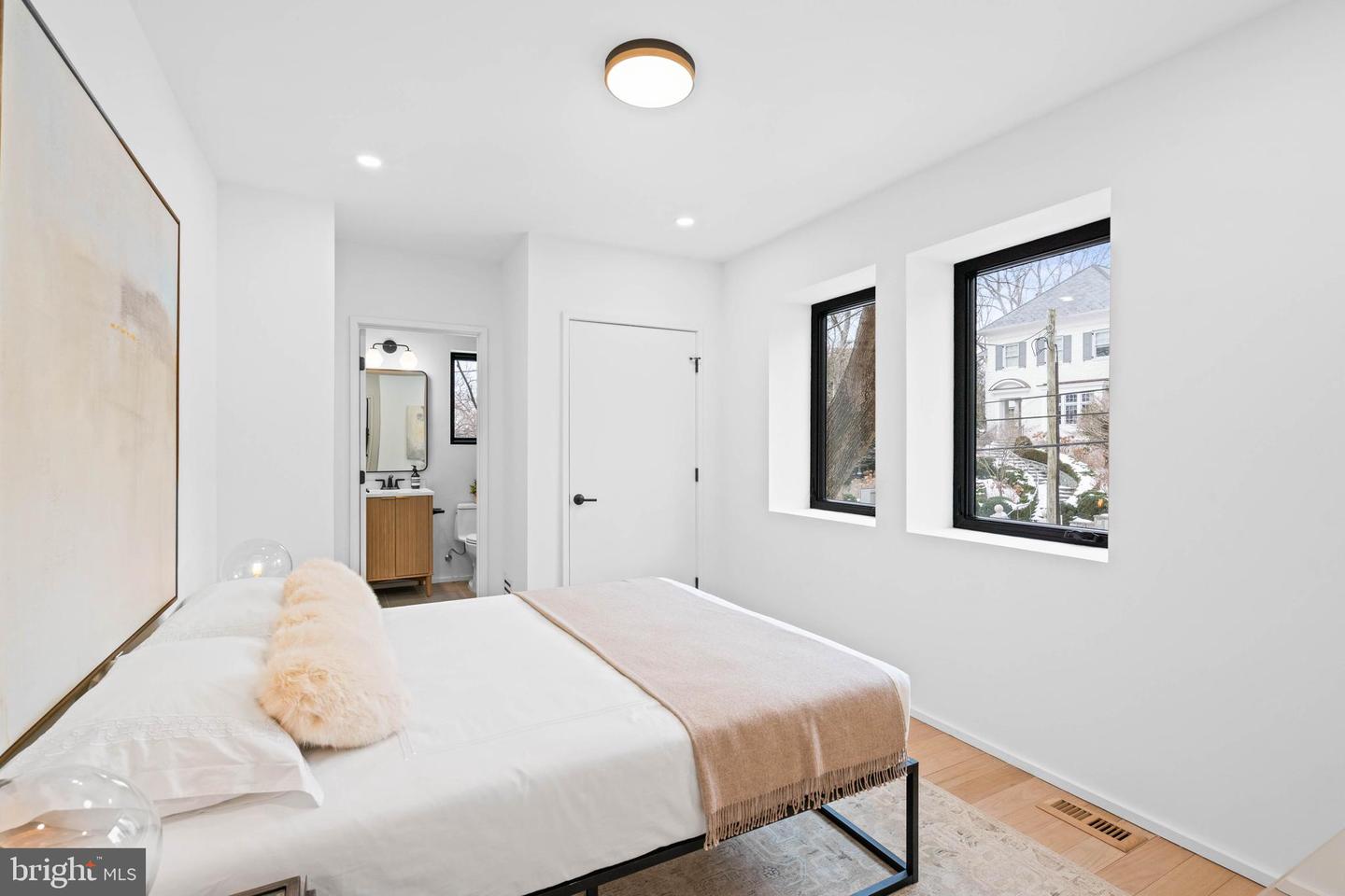 5244 WATSON ST NW, WASHINGTON, District Of Columbia 20016, 5 Bedrooms Bedrooms, ,5 BathroomsBathrooms,Residential,For sale,5244 WATSON ST NW,DCDC2215976 MLS # DCDC2215976