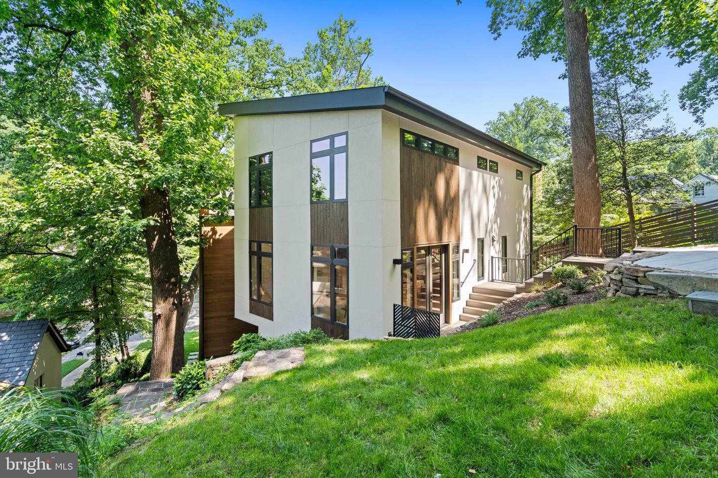 5244 WATSON ST NW, WASHINGTON, District Of Columbia 20016, 5 Bedrooms Bedrooms, ,5 BathroomsBathrooms,Residential,For sale,5244 WATSON ST NW,DCDC2215976 MLS # DCDC2215976