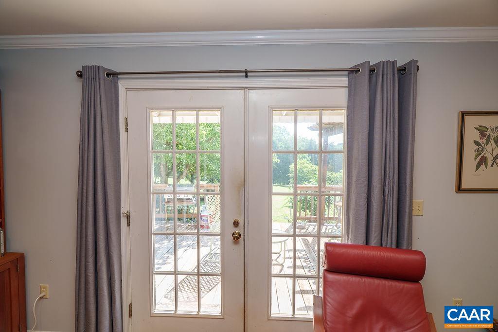 2733 SOUTHERN HILLS CT, NORTH GARDEN, Virginia 22959, 4 Bedrooms Bedrooms, ,3 BathroomsBathrooms,Residential,For sale,2733 SOUTHERN HILLS CT,668033 MLS # 668033