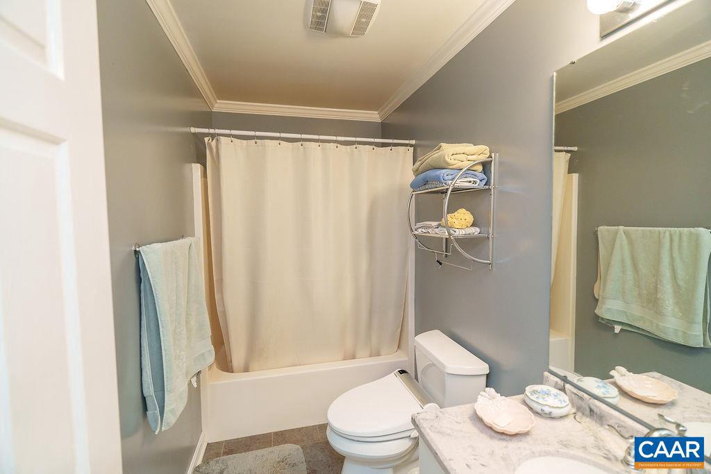 2733 SOUTHERN HILLS CT, NORTH GARDEN, Virginia 22959, 4 Bedrooms Bedrooms, ,3 BathroomsBathrooms,Residential,For sale,2733 SOUTHERN HILLS CT,668033 MLS # 668033