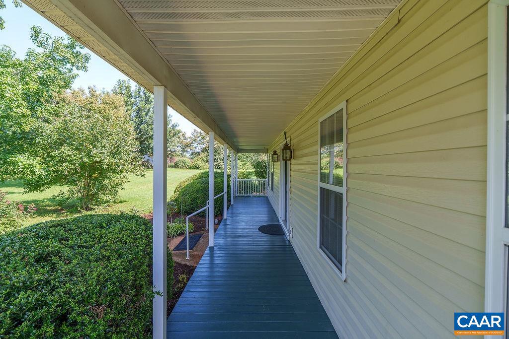 2733 SOUTHERN HILLS CT, NORTH GARDEN, Virginia 22959, 4 Bedrooms Bedrooms, ,3 BathroomsBathrooms,Residential,For sale,2733 SOUTHERN HILLS CT,668033 MLS # 668033