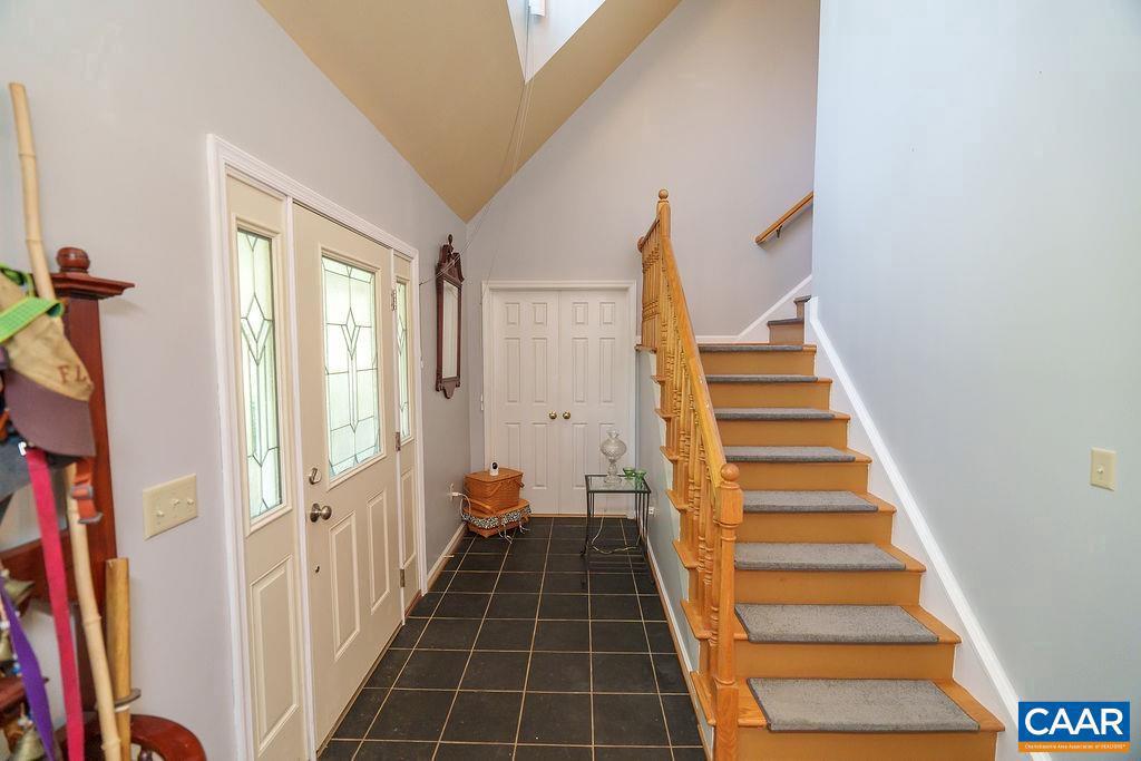 2733 SOUTHERN HILLS CT, NORTH GARDEN, Virginia 22959, 4 Bedrooms Bedrooms, ,3 BathroomsBathrooms,Residential,For sale,2733 SOUTHERN HILLS CT,668033 MLS # 668033