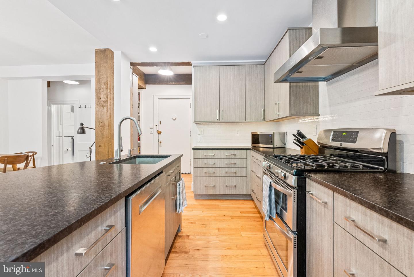 2707 ADAMS MILL RD NW #101, WASHINGTON, District Of Columbia 20009, 2 Bedrooms Bedrooms, ,1 BathroomBathrooms,Residential,For sale,2707 ADAMS MILL RD NW #101,DCDC2215998 MLS # DCDC2215998