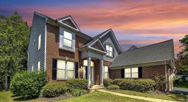 43332 BURKE DALE ST, CHANTILLY, Virginia 20152, 4 Bedrooms Bedrooms, ,3 BathroomsBathrooms,Residential,For sale,43332 BURKE DALE ST,VALO2104948 MLS # VALO2104948
