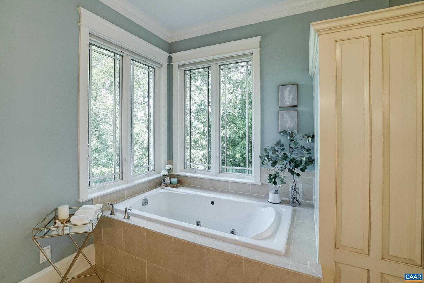 1477 KINROSS LN, KESWICK, Virginia 22947, 6 Bedrooms Bedrooms, ,7 BathroomsBathrooms,Residential,For sale,1477 KINROSS LN,668039 MLS # 668039