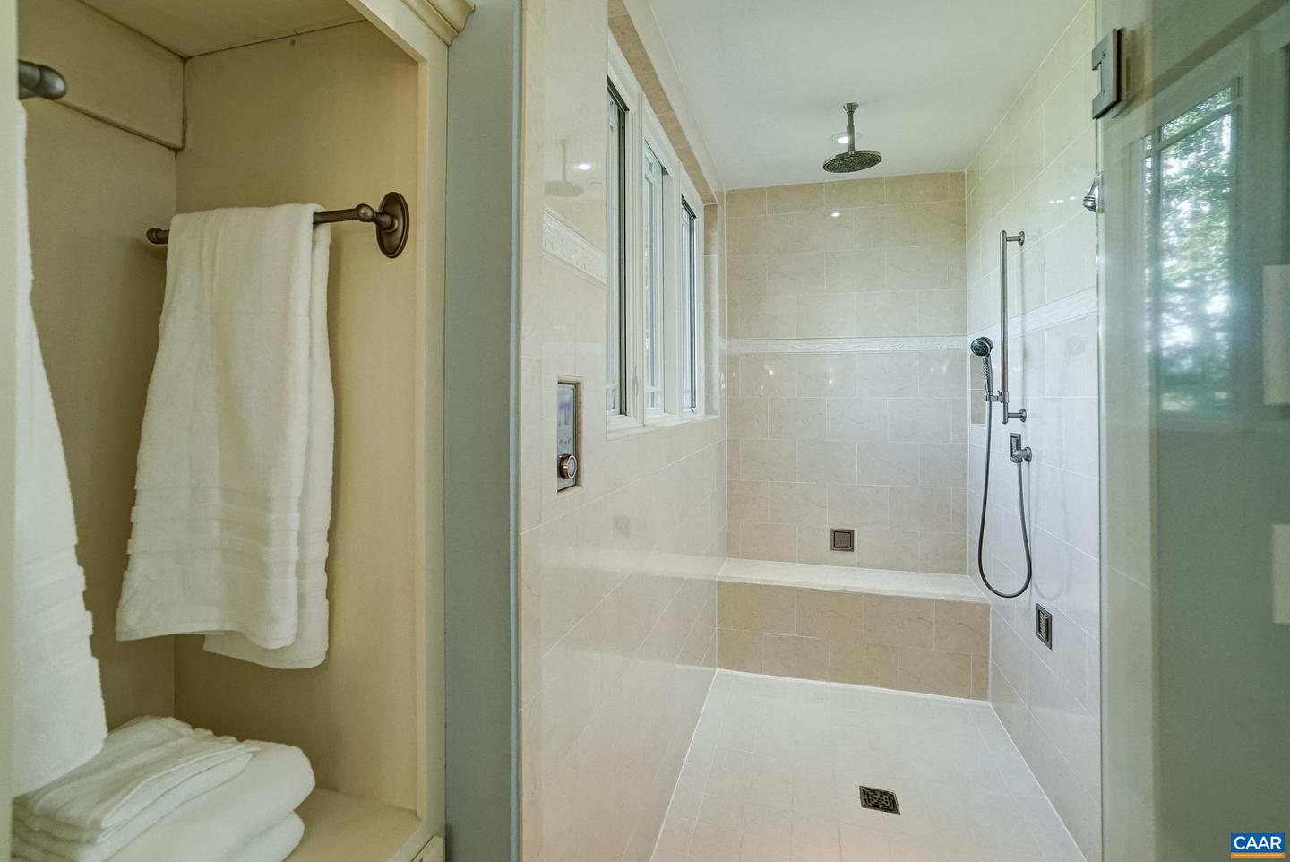 1477 KINROSS LN, KESWICK, Virginia 22947, 6 Bedrooms Bedrooms, ,7 BathroomsBathrooms,Residential,For sale,1477 KINROSS LN,668039 MLS # 668039