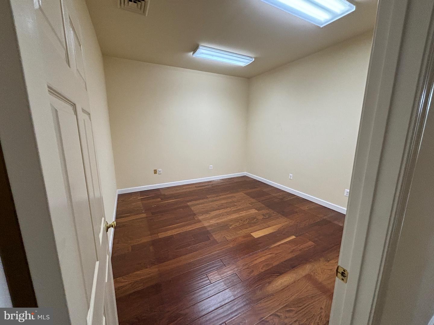 4208 EVERGREEN LN #234, ANNANDALE, Virginia 22003, ,Land,For sale,4208 EVERGREEN LN #234,VAFX2262498 MLS # VAFX2262498