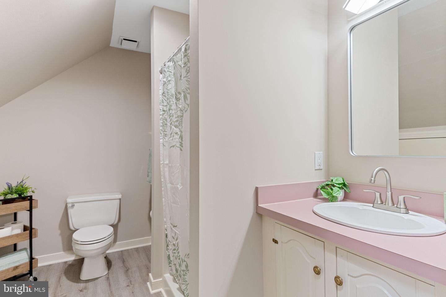 112 CONFEDERATE CIR, LOCUST GROVE, Virginia 22508, 5 Bedrooms Bedrooms, ,4 BathroomsBathrooms,Residential,For sale,112 CONFEDERATE CIR,VAOR2009232 MLS # VAOR2009232