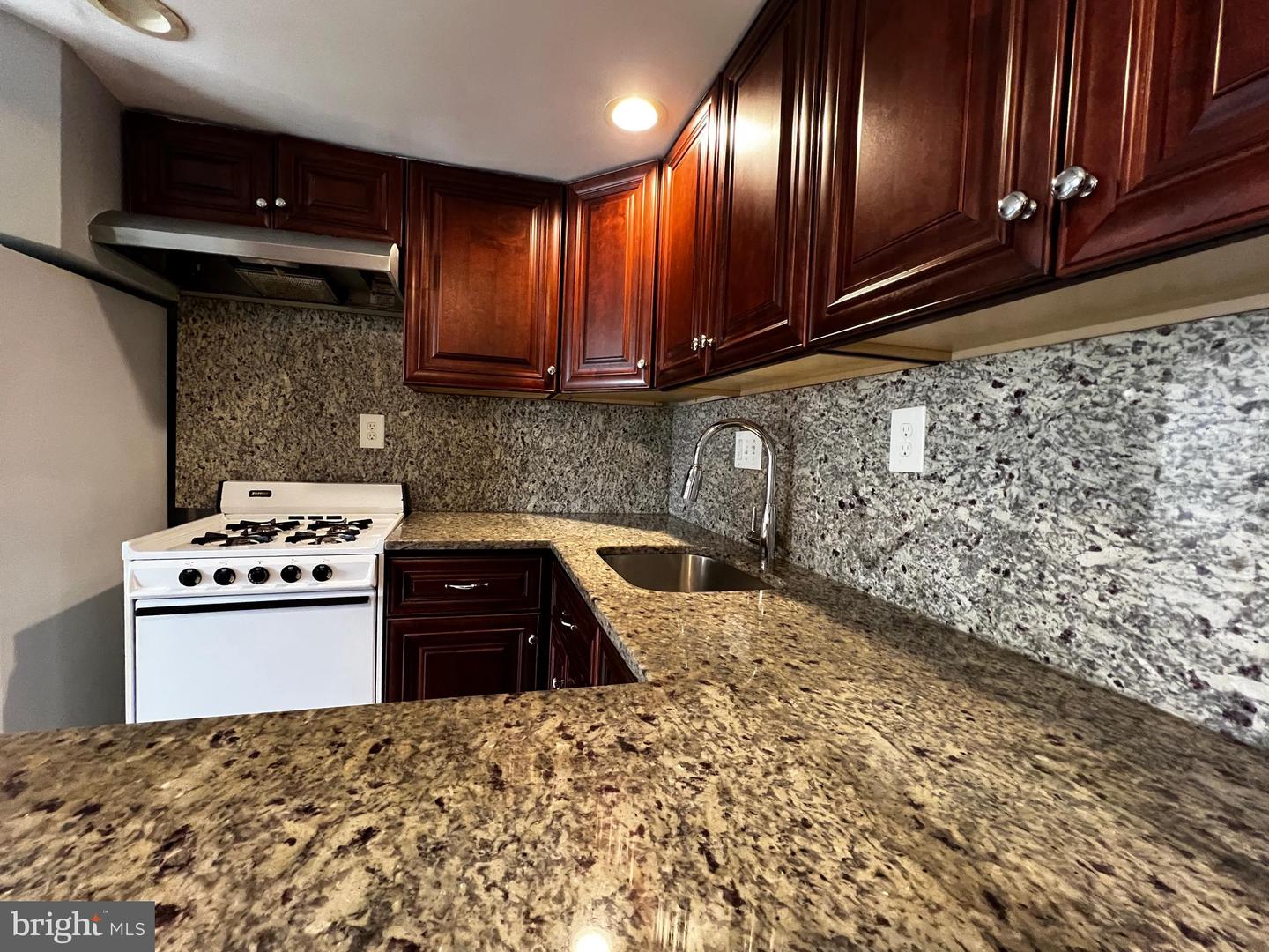 1171 SUMMIT ST NE, WASHINGTON, District Of Columbia 20002, 2 Bedrooms Bedrooms, ,1 BathroomBathrooms,Residential,For sale,1171 SUMMIT ST NE,DCDC2192798 MLS # DCDC2192798 1171 SUMMIT ST NE, WASHINGTON, District Of Columbia 20002, 2 Bedrooms Bedrooms, ,1 BathroomBathrooms,Residential,For sale,1171 SUMMIT ST NE,DCDC2192798 MLS # DCDC2192798