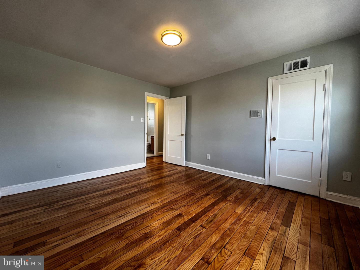 1171 SUMMIT ST NE, WASHINGTON, District Of Columbia 20002, 2 Bedrooms Bedrooms, ,1 BathroomBathrooms,Residential,For sale,1171 SUMMIT ST NE,DCDC2192798 MLS # DCDC2192798 1171 SUMMIT ST NE, WASHINGTON, District Of Columbia 20002, 2 Bedrooms Bedrooms, ,1 BathroomBathrooms,Residential,For sale,1171 SUMMIT ST NE,DCDC2192798 MLS # DCDC2192798