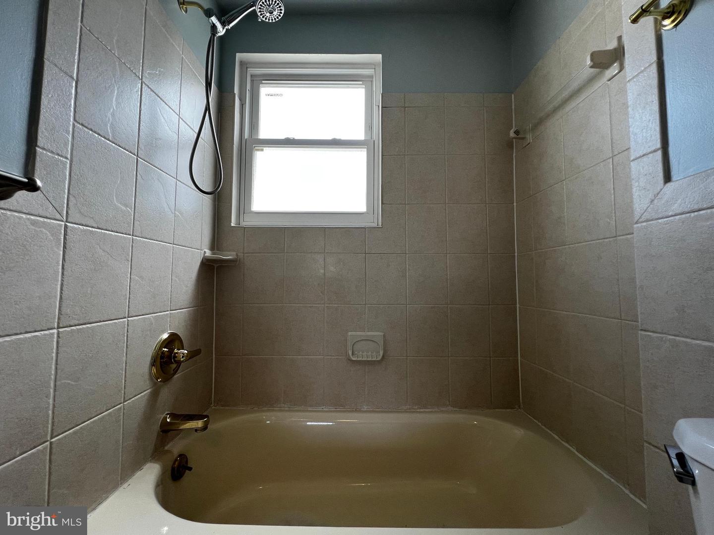 1171 SUMMIT ST NE, WASHINGTON, District Of Columbia 20002, 2 Bedrooms Bedrooms, ,1 BathroomBathrooms,Residential,For sale,1171 SUMMIT ST NE,DCDC2192798 MLS # DCDC2192798 1171 SUMMIT ST NE, WASHINGTON, District Of Columbia 20002, 2 Bedrooms Bedrooms, ,1 BathroomBathrooms,Residential,For sale,1171 SUMMIT ST NE,DCDC2192798 MLS # DCDC2192798