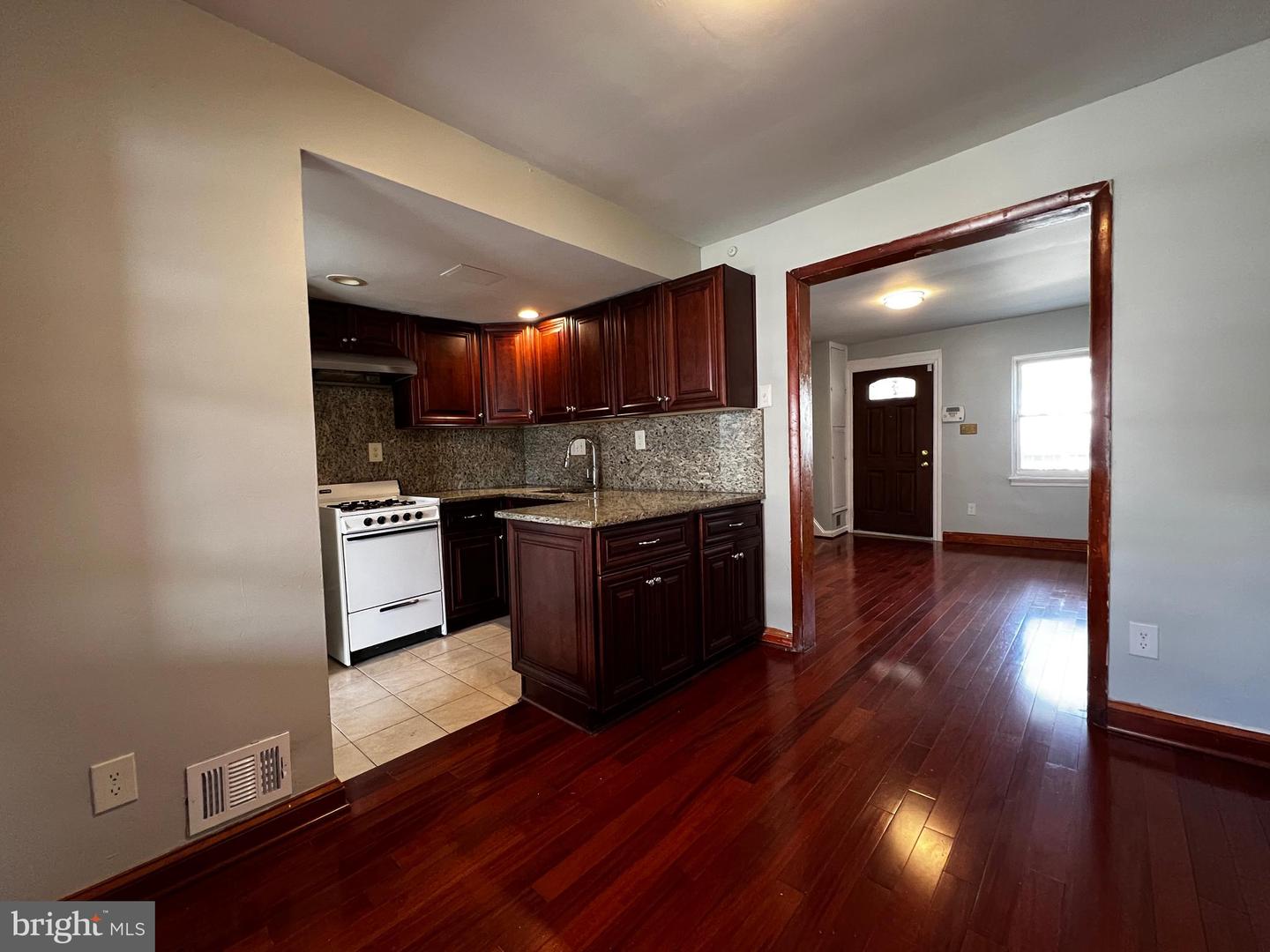 1171 SUMMIT ST NE, WASHINGTON, District Of Columbia 20002, 2 Bedrooms Bedrooms, ,1 BathroomBathrooms,Residential,For sale,1171 SUMMIT ST NE,DCDC2192798 MLS # DCDC2192798 1171 SUMMIT ST NE, WASHINGTON, District Of Columbia 20002, 2 Bedrooms Bedrooms, ,1 BathroomBathrooms,Residential,For sale,1171 SUMMIT ST NE,DCDC2192798 MLS # DCDC2192798