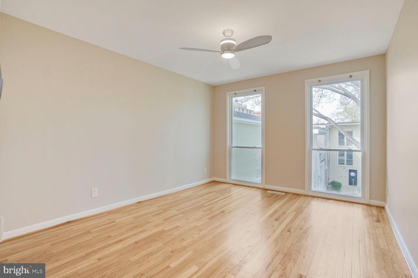 62 G ST SW #117, WASHINGTON, District Of Columbia 20024, 3 Bedrooms Bedrooms, ,2 BathroomsBathrooms,Residential,For sale,62 G ST SW #117,DCDC2194790 MLS # DCDC2194790