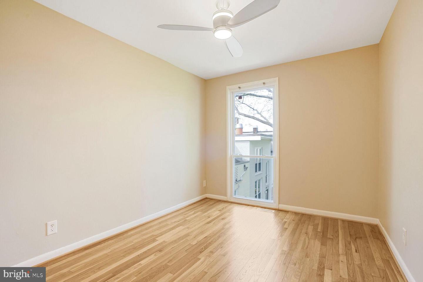 62 G ST SW #117, WASHINGTON, District Of Columbia 20024, 3 Bedrooms Bedrooms, ,2 BathroomsBathrooms,Residential,For sale,62 G ST SW #117,DCDC2194790 MLS # DCDC2194790