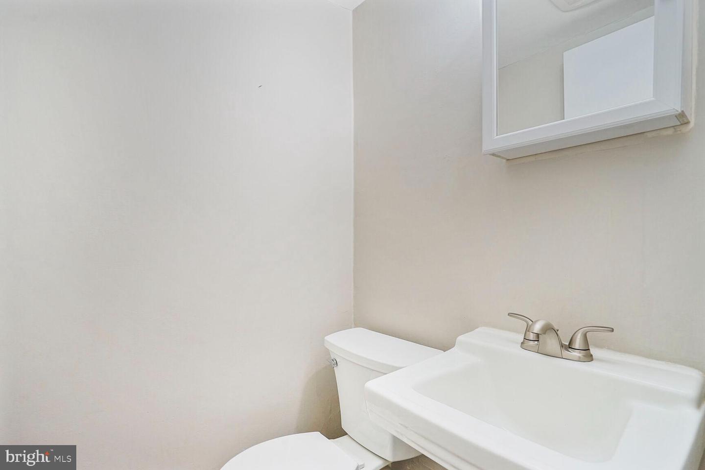 62 G ST SW #117, WASHINGTON, District Of Columbia 20024, 3 Bedrooms Bedrooms, ,2 BathroomsBathrooms,Residential,For sale,62 G ST SW #117,DCDC2194790 MLS # DCDC2194790