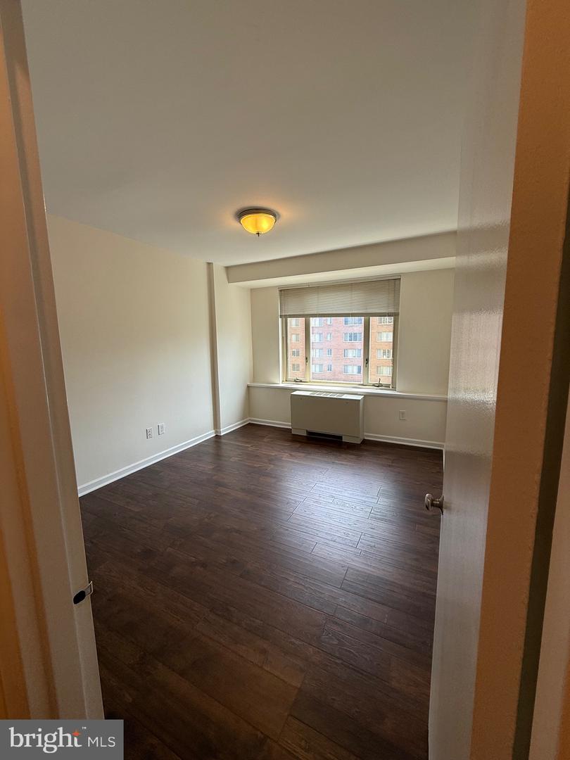 4301 MASSACHUSETTS AVE NW #3009, WASHINGTON, District Of Columbia 20016, 2 Bedrooms Bedrooms, ,2 BathroomsBathrooms,Residential,For sale,4301 MASSACHUSETTS AVE NW #3009,DCDC2199826 MLS # DCDC2199826