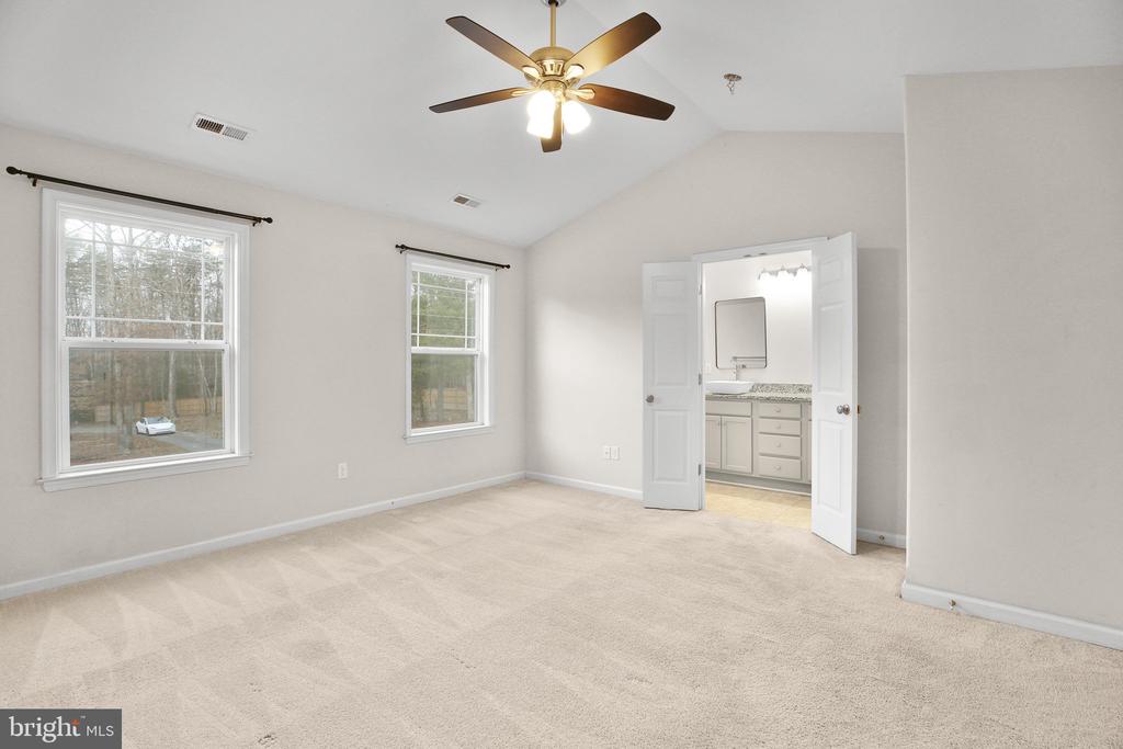 7716 PILGRIM LN, SPOTSYLVANIA, Virginia 22551, 4 Bedrooms Bedrooms, ,2 BathroomsBathrooms,Residential,7716 PILGRIM LN,VASP2035658 MLS # VASP2035658