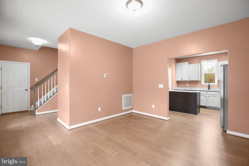 7716 PILGRIM LN, SPOTSYLVANIA, Virginia 22551, 4 Bedrooms Bedrooms, ,2 BathroomsBathrooms,Residential,7716 PILGRIM LN,VASP2035658 MLS # VASP2035658